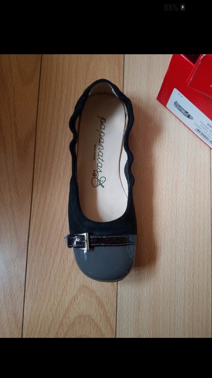 # ballerines #
Papanatas
#Pointure 31 neuf - photo numéro 3
