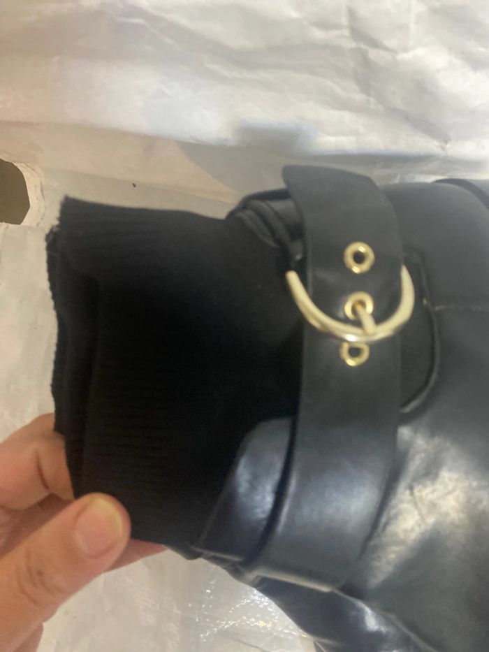 Bottines. Boots . Bottes .Stradivarius. Pointure 37 . - photo numéro 7