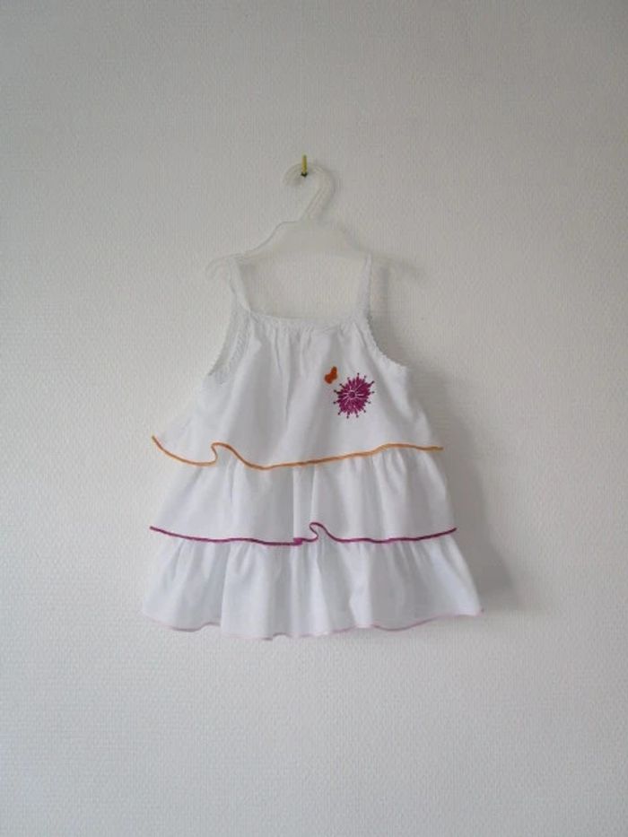 Tunique blanche volants Vertbaudet 18 mois TBE