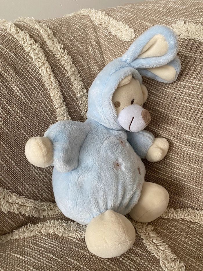 Peluche doudou 36cm Auchan ours bleu et blanc oreille lapin capuche très bon état - photo numéro 2