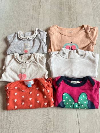 6 bodys manches longues taille 3 mois