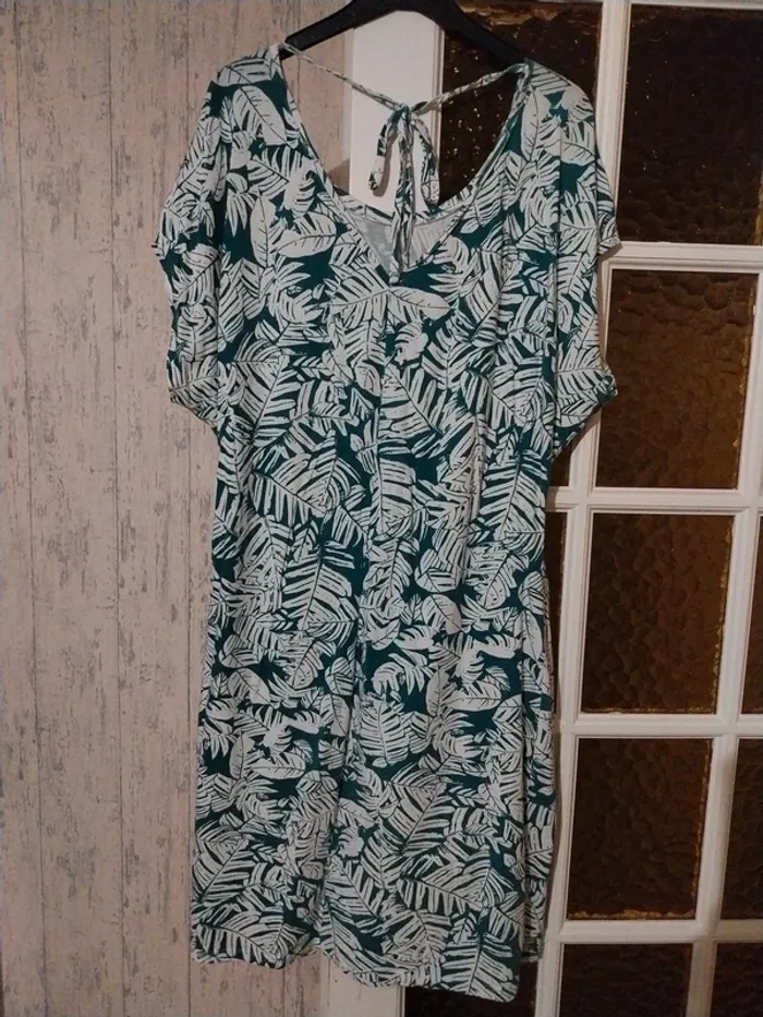 Robe courte T.M - photo numéro 2