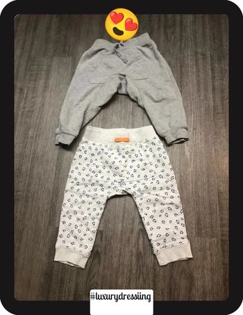 Lot 2 pantalons pour bébé taille 18mois 🧸