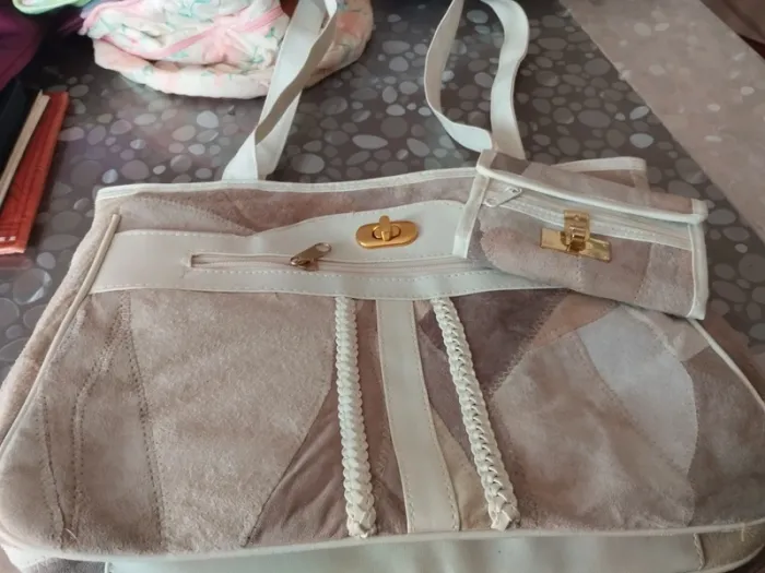 Sac à main et porte monnaie assortis neufs