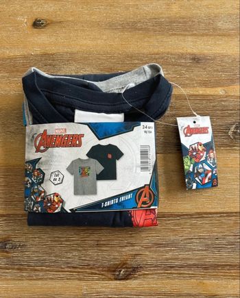 T-shirt avengers 