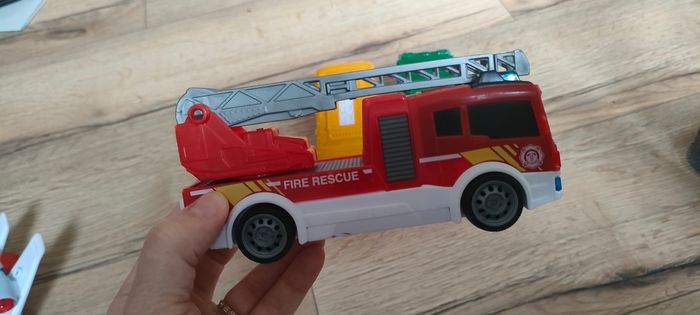 Lot 5 véhicules - photo numéro 4