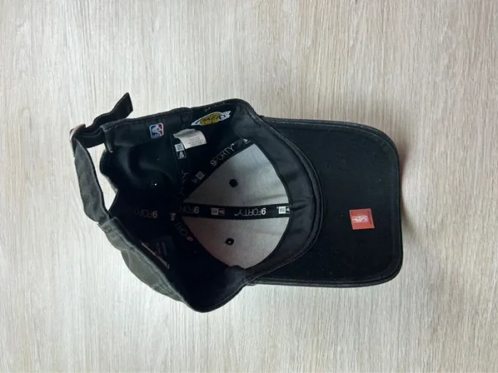 Casquette Vintage New Era 9FORTY Los Angeles Lakers Noire Ajustable - photo numéro 8