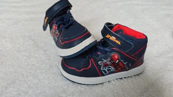 Basket montante spiderman