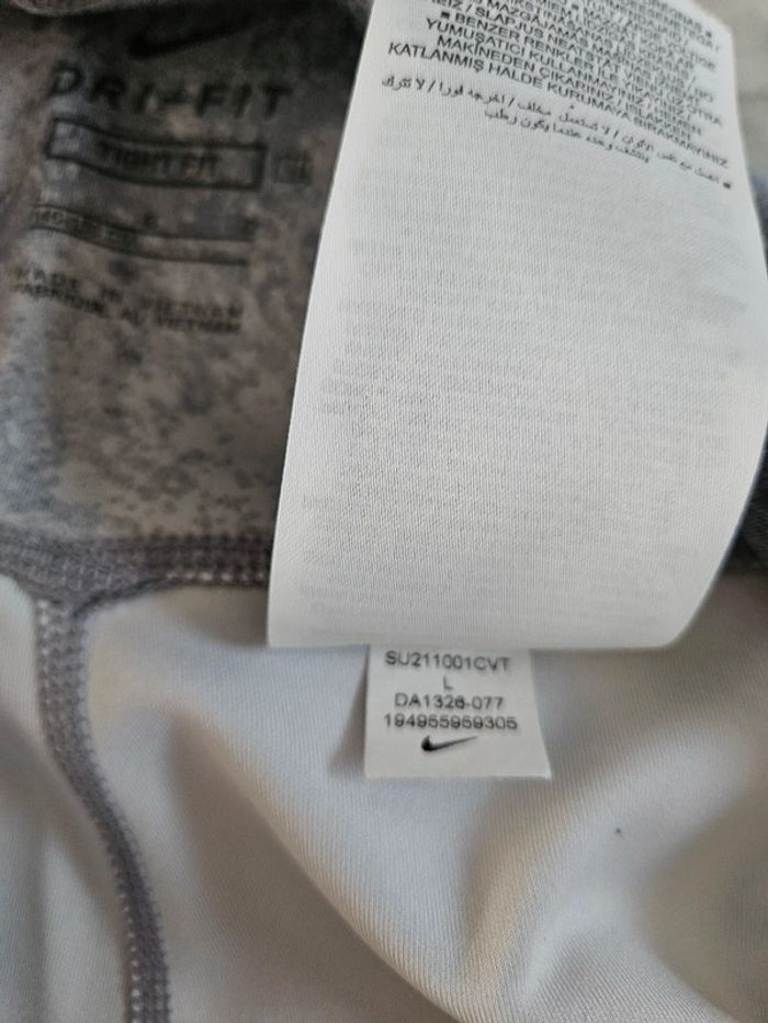 Nike legging de sport taille 146 - photo numéro 6