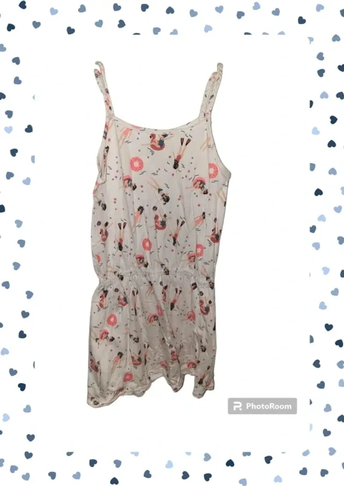 Robe.