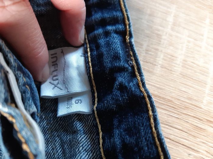 Jeans 6 mois - photo numéro 3