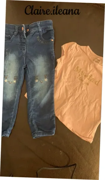 🛑jean / t-shirt 🛑 12 mois