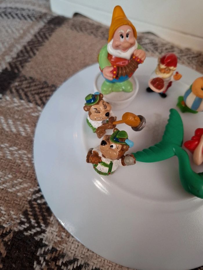 Lot de 5 figurines - photo numéro 2