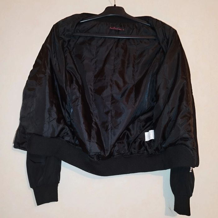 Blouson noir - photo numéro 2