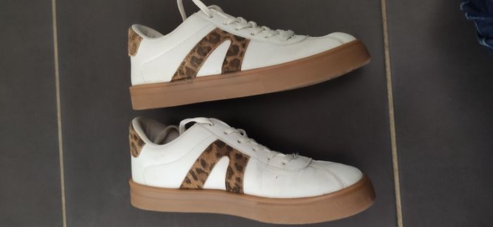 Baskets camps United, T.37, excellent état