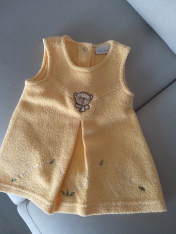 Robe    en éponge    jaunec  1 mois   Kiabi