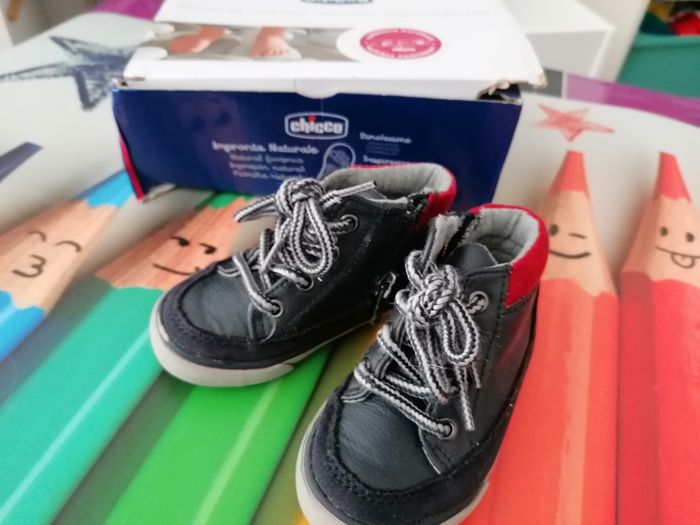 Chaussure chicco taille 20