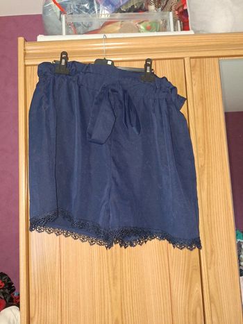 Short marine shein  curve 2xl