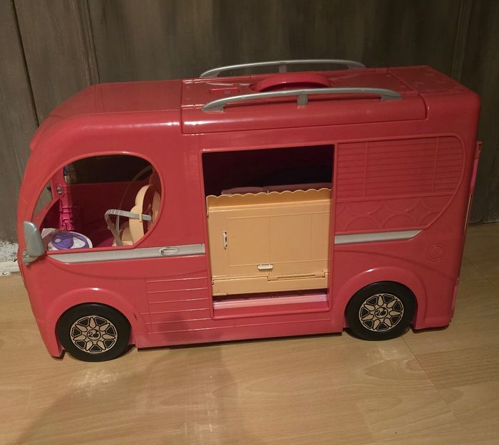 Bus Barbie - photo numéro 2