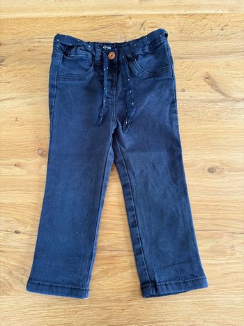 Pantalon.