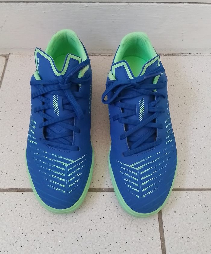 Paire de chaussures futsal. GINKO 500 - photo numéro 2