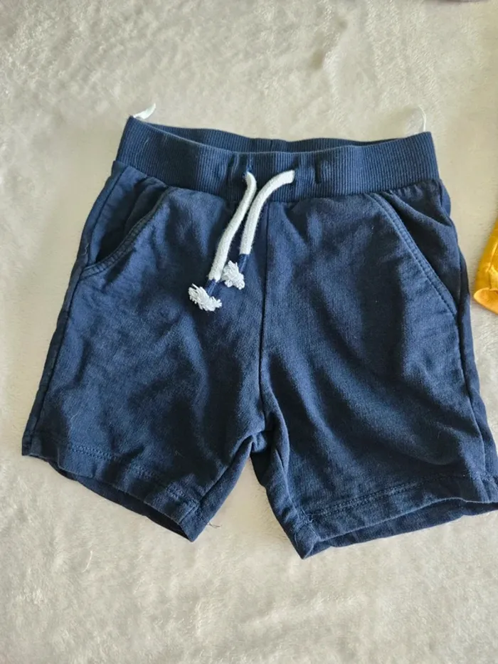 Lot de 3 shorts 92cm C&A - photo numéro 4