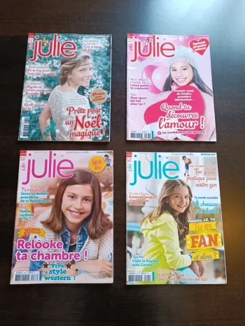Lot de 4 revues JULIE