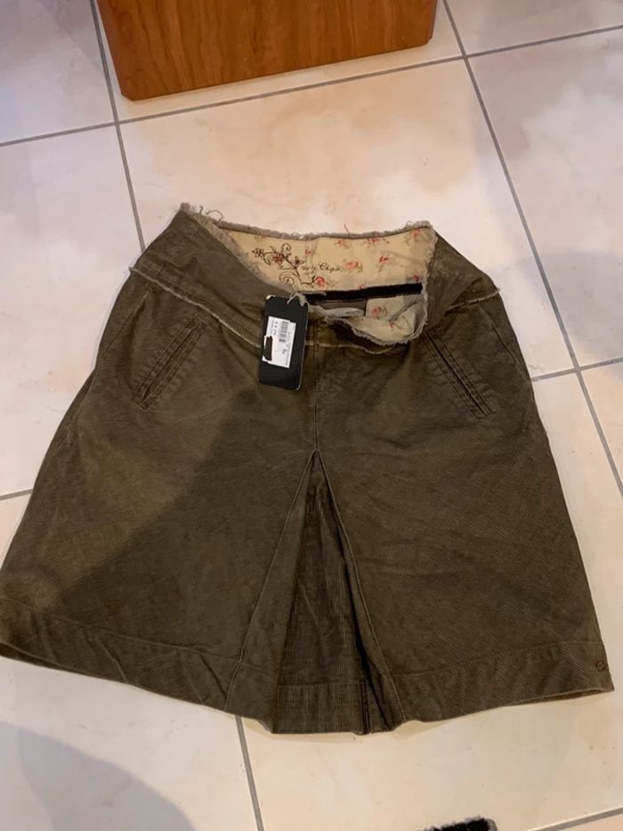Jupe velours kaki/marron de « Chipie » taille 42 Neuve avec étiquette - photo numéro 7