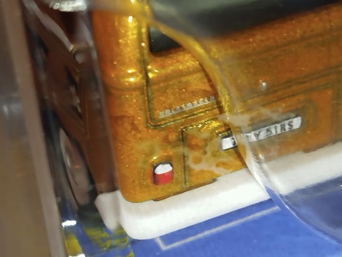 Matchbox Volkswagen T2 Bus (1970) Collectors Series 2023 - photo numéro 10