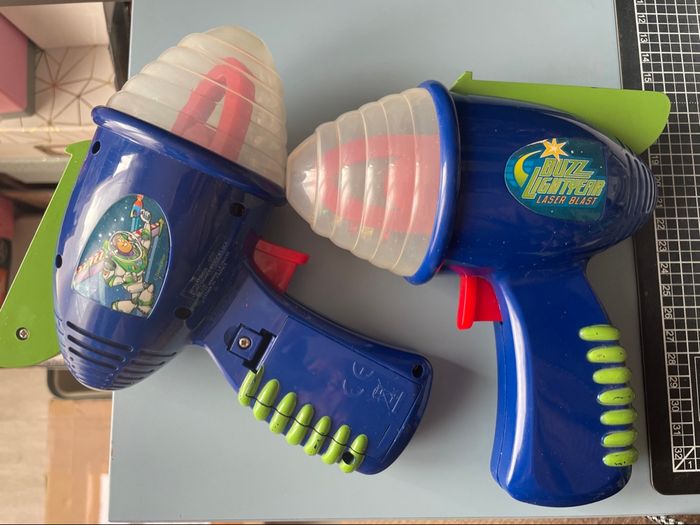 2 Pistolets Buz l’éclair Disney