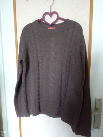 Pull taille 46/48