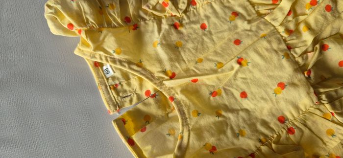 Robe jaune - photo numéro 2