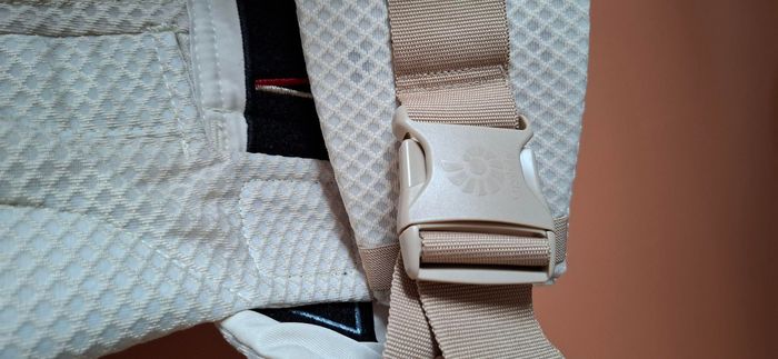 Porte-bébé ergobaby omnibreeze neuf - photo numéro 6