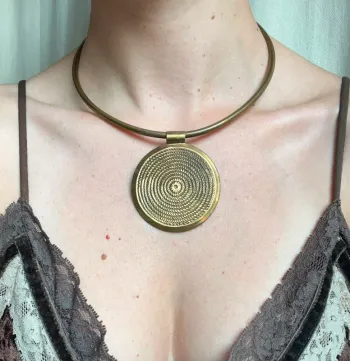 Collier ras de cou doré style torque Ethnique y2k Boho trending