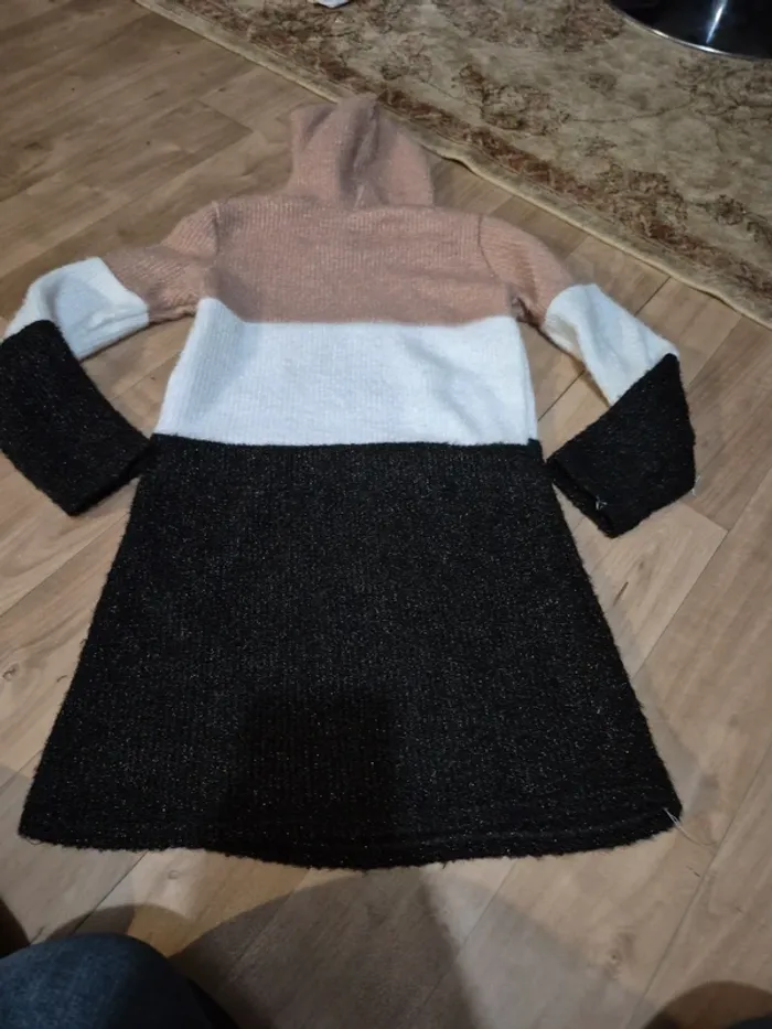 robe en laine a capuche minnoe - photo numéro 2
