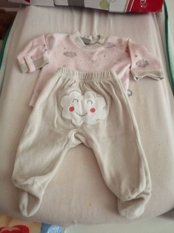 Deux Ensembles bébé fille