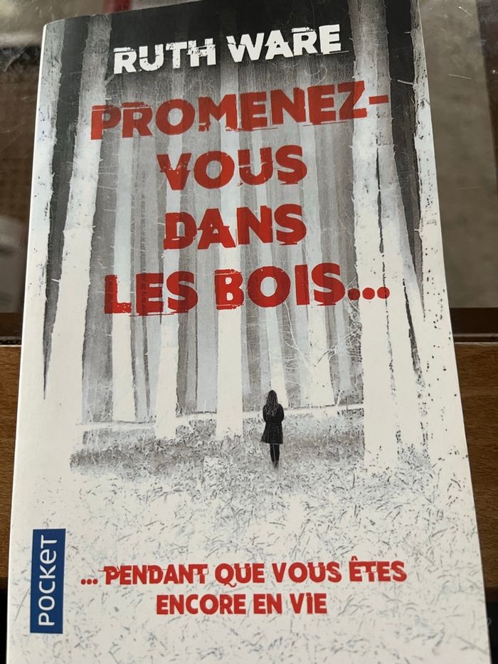 Livre Promenez-vous dans les Bois…