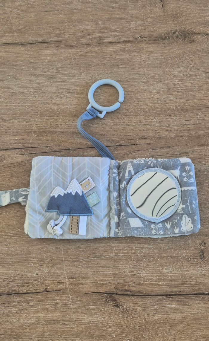 Livre d'éveil en tissus Little Dutch - photo numéro 3