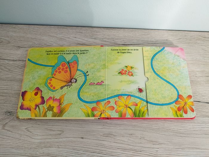 Livre à Rabat le banc de papillon - photo numéro 3