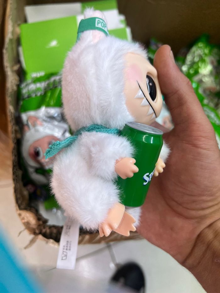 Peluche Labubu édition Sprite - photo numéro 2