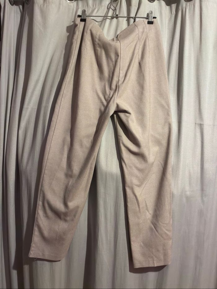 Pantalon beige - photo numéro 2