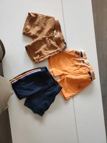 Lot short 18 24 mois
