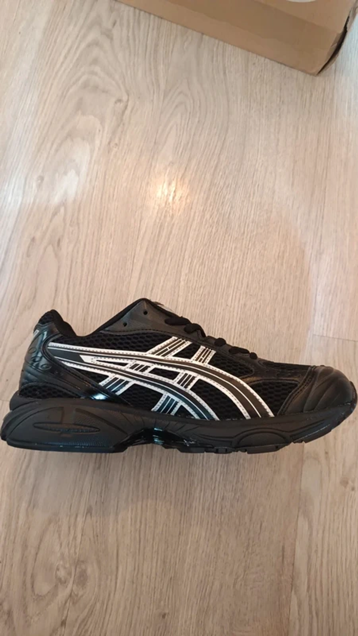 ASICS Gel-Kayano 14 Noir 39 - photo numéro 4