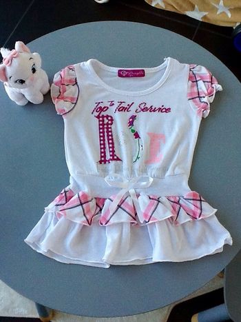 Robe rose et blanc à strass