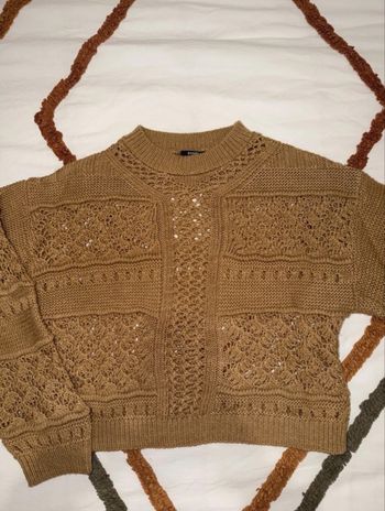 Pull broderie anglaise 