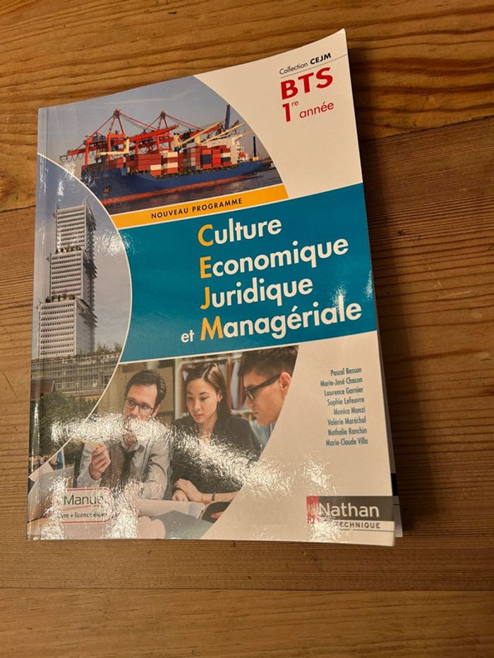 Livre BTS 1ère année Culture Économique Juridique et Managériale - photo numéro 2