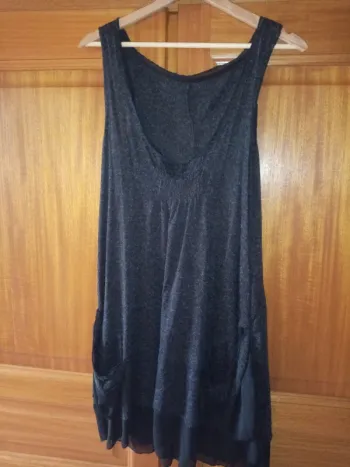 Robe gris noir légère