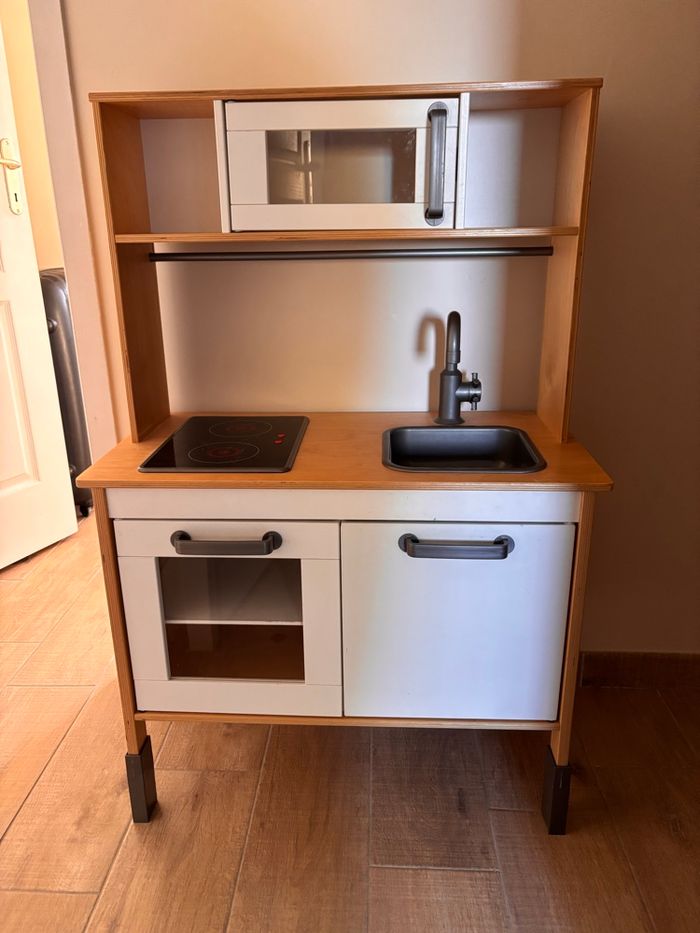 Cuisine en bois enfant IKEA - photo numéro 4