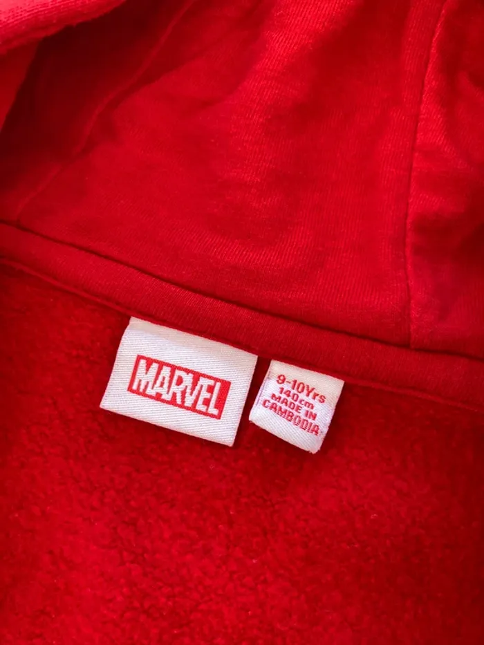 Sweat Marvel en taille 10 ans (140 cm) - photo numéro 4