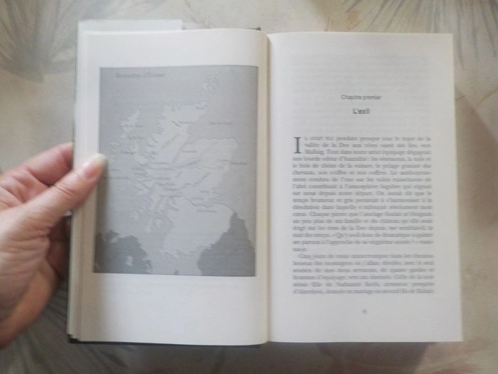 La châtelaine de Mallaig de Diane Lacombe Ed. France Loisirs - photo numéro 5